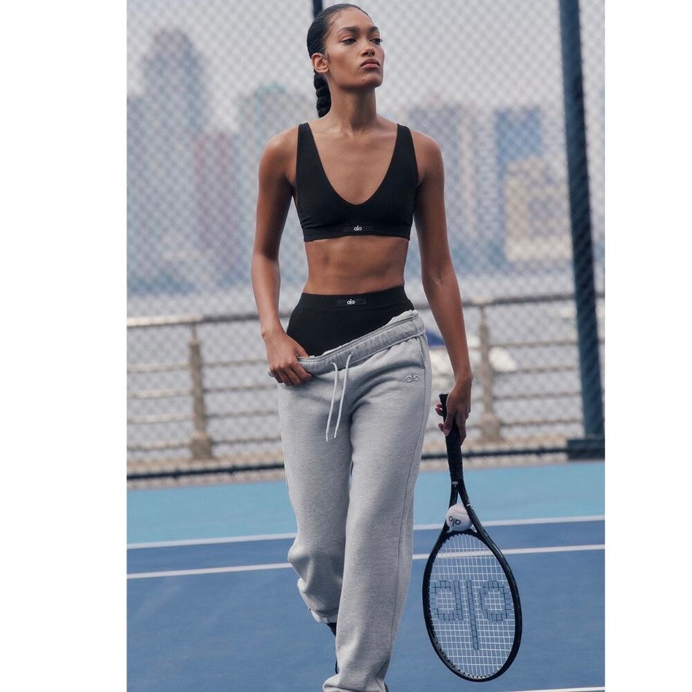 Alo Yoga Accolade Sweatpant Cuffed Jogger Athletic Heather Grey Unisex XS NWT